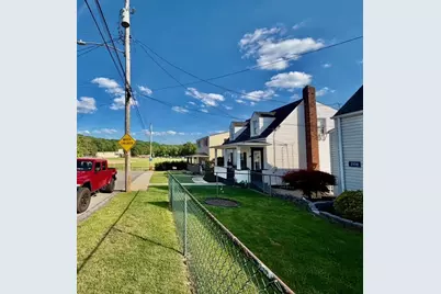 2108 Barnsdale Ave, McKeesport, PA 15132 - Photo 3