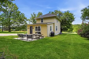126 Country Club Road, Penn Township, PA 16002 - Photo 7