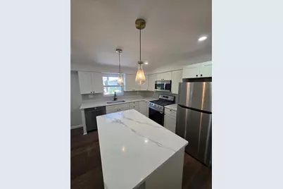 4633 Carroll St, Pittsburgh, PA 15224 - Photo 3