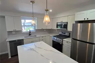 4633 Carroll St, Pittsburgh, PA 15224 - Photo 3