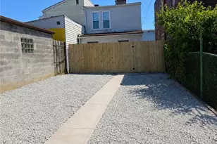 4633 Carroll St, Pittsburgh, PA 15224 - Photo 5