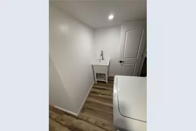 4633 Carroll St, Pittsburgh, PA 15224 - Photo 19
