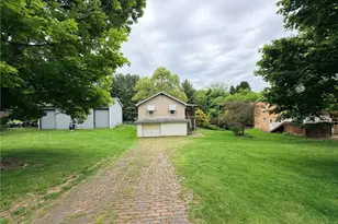 100 S Kings Creek Rd, Hanover Township, PA 15021 - Photo 29