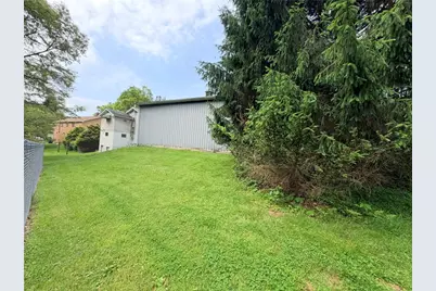 100 S Kings Creek Rd, Hanover Township, PA 15021 - Photo 37