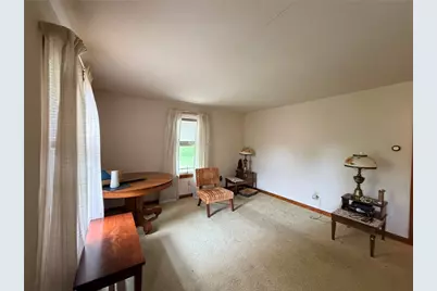 100 S Kings Creek Rd, Hanover Township, PA 15021 - Photo 9
