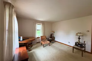 100 S Kings Creek Rd, Hanover Township, PA 15021 - Photo 9