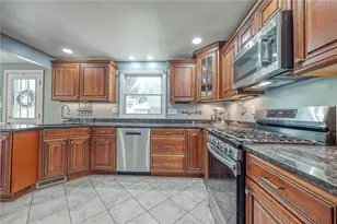 2347 Hidden Timber Dr, Pittsburgh, PA 15241 - Photo 9
