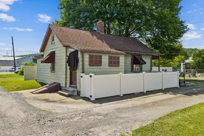 381 State Ave, Vanport, PA 15009 - Photo 5