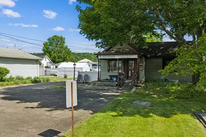 381 State Ave, Vanport, PA 15009 - Photo 3