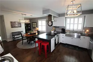 301 W Loyalhanna St, Ligonier Boro, PA 15658 - Photo 5