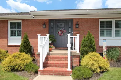 301 W Loyalhanna St, Ligonier Boro, PA 15658 - Photo 1
