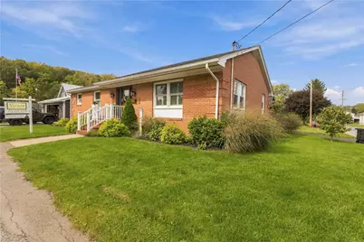 301 W Loyalhanna St, Ligonier Boro, PA 15658 - Photo 3