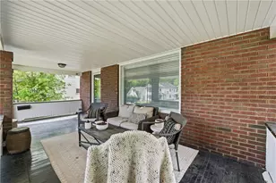 222 E Sheridan Ave, New Castle, PA 16105 - Photo 5