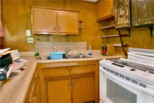 184 McClain Ln, New Castle, PA 16105 - Photo 27