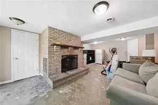 1000 Weir Drive, Rostraver, PA 15012 - Photo 19