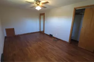 1094 Greenwood Dr, South Park, PA 15236 - Photo 15
