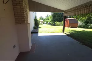 1094 Greenwood Dr, South Park, PA 15236 - Photo 31