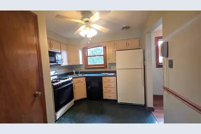 1094 Greenwood Dr, South Park, PA 15236 - Photo 11