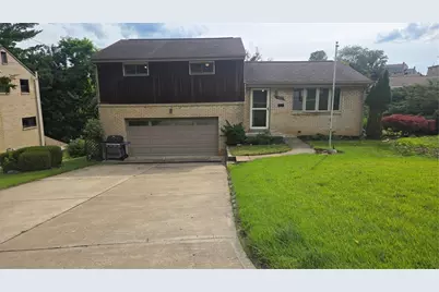 1094 Greenwood Dr, South Park, PA 15236 - Photo 1