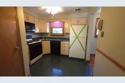 1094 Greenwood Dr, South Park, PA 15236 - Photo 9