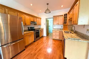 28 Manor Dr, Pine Township, PA 16127 - Photo 9