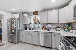 506 Grant St, Springdale Boro, PA 15144 - Photo 5