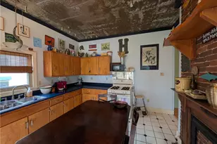 211 Wills Rd, Connellsville, PA 15425 - Photo 13