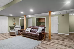 177 Mill Run Dr, White Township, PA 15701 - Photo 41