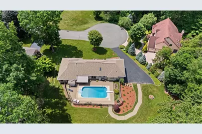177 Mill Run Dr, White Township, PA 15701 - Photo 7