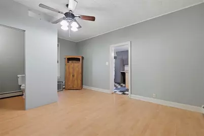 511 McKinley Ave, Vandergrift, PA 15629 - Photo 5