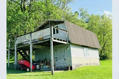 2434 Racetrack Rd, Youngwood, PA 15672 - Photo 13