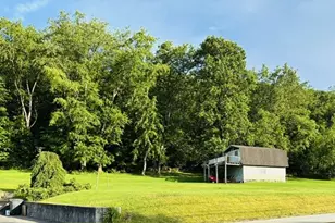 2434 Race Track Rd, Youngwood, PA 15672 - Photo 13