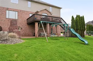 315 Fox Run Dr, Peters Township, PA 15367 - Photo 45
