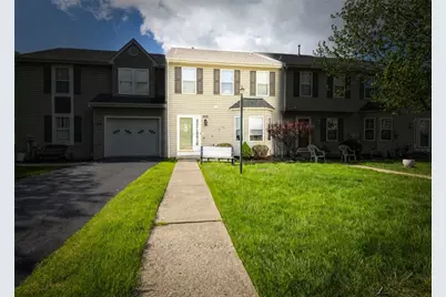 303 Winners Circle, Canonsburg, PA 15317 - Photo 1