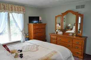 4048 Briarwood Dr, Hempfield Township, PA 15601 - Photo 27