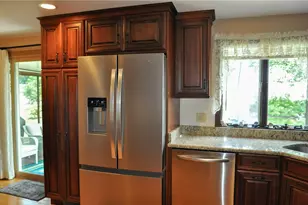 4048 Briarwood Dr, Hempfield Township, PA 15601 - Photo 11