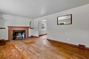 1419 Pacific Ave, Harrison Township, PA 15065 - Photo 5