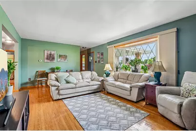 770 Vogan St, New Castle, PA 16101 - Photo 9