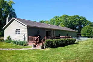 2082 Quincy Ln, Shenango, PA 16424 - Photo 3