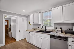 1345 Washington Pike, Collier Township, PA 15017 - Photo 17