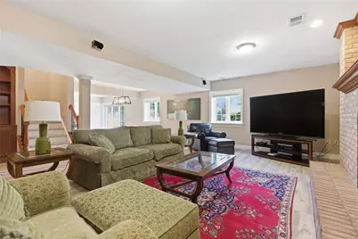 2114 N Villa Ct, Hampton, PA 15044 - Photo 45