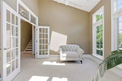 2114 N Villa Ct, Hampton, PA 15044 - Photo 15