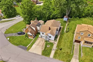 29 Colecrest St, Carnegie, PA 15106 - Photo 25