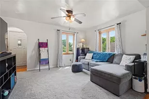 29 Colecrest St, Carnegie, PA 15106 - Photo 5
