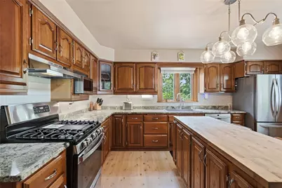 29 Colecrest St, Carnegie, PA 15106 - Photo 9
