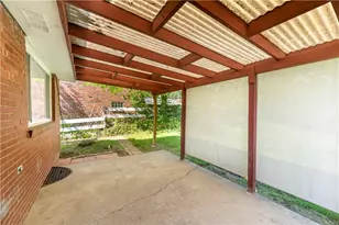 1303 Lakemont Dr, Pittsburgh, PA 15243 - Photo 21