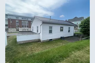 457 Chestnut St, Indiana Boro, PA 15701 - Photo 3