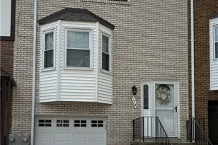 174 Woodstone Ln, New Kensington, PA 15068 - Photo 1