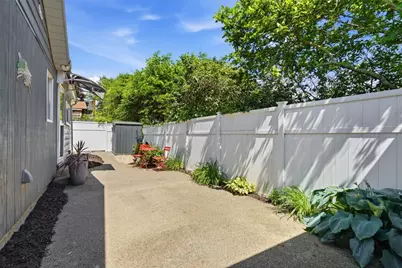 302 3rd St, Oakdale, PA 15071 - Photo 27