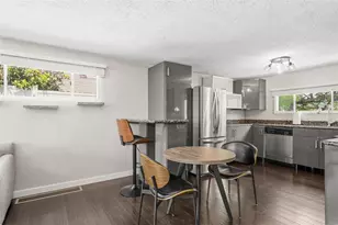 302 3rd St, Oakdale, PA 15071 - Photo 21
